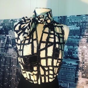 Max Mara sleeveless top with tie